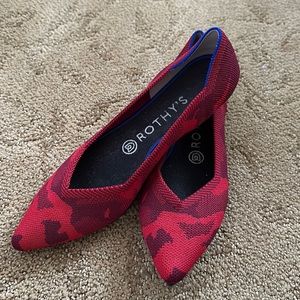 Rothy’s The Point - Red Camo